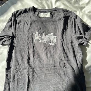 Abercrombie & Fitch nyc graphic tee